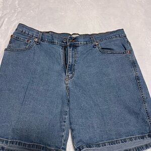 Levi’s relaxed fit 550 women’s size 18